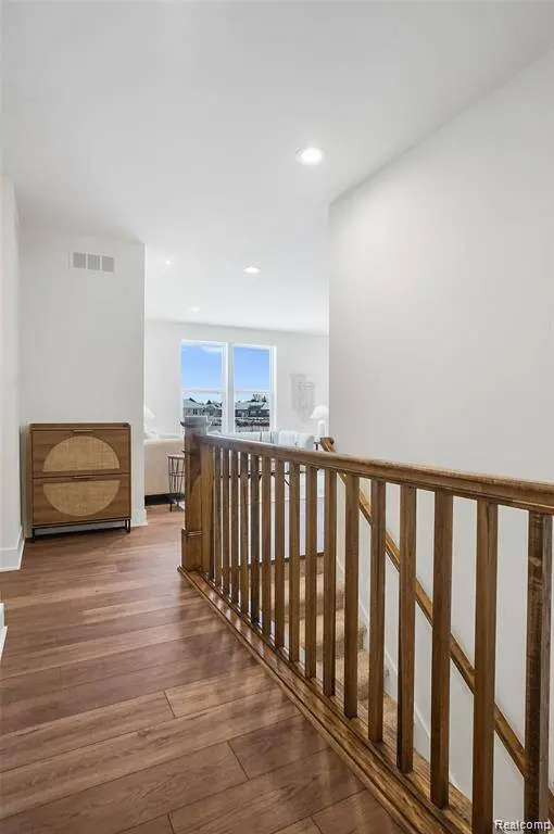 232 Marion Oaks DR, Marion Township, MI 48843