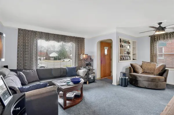 9923 Inkster RD, Livonia, MI 48150