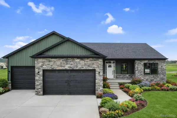 8451 Woodridge DR, Davison Township, MI 48423