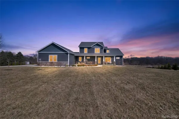 5360 Stone Garden DR, Marion Township, MI 48843