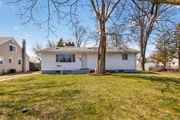 2300 S Lincoln, Bay City, MI 48708