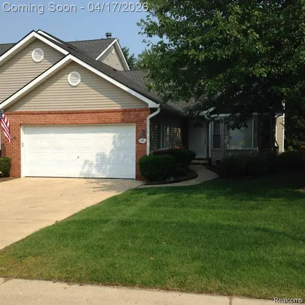 1390 Steeplechase CT, Howell Township, MI 48843