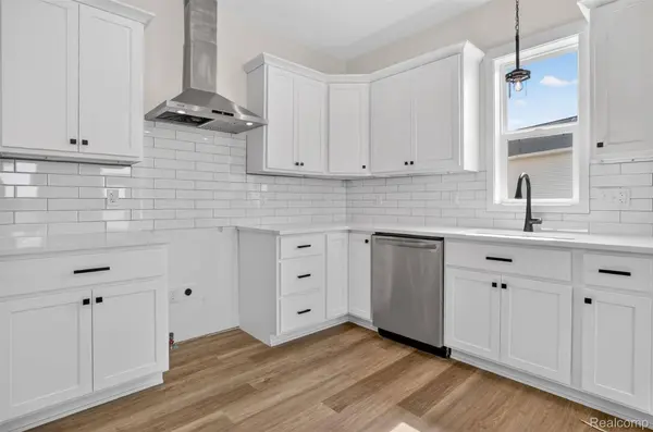 2270 Gilder DR, Mariontownship_livingston, MI 48843