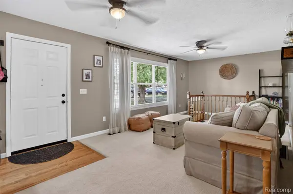 5045 Culver RD, Brighton Township, MI 48114