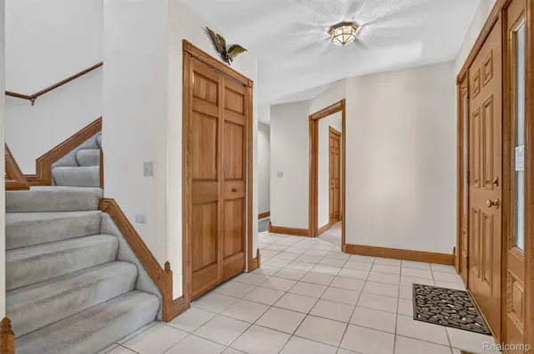 1919 Fox Ridge DR, Marion Township, MI 48843