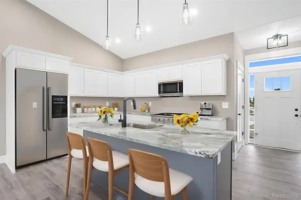 7246 Geraldine CIR, Gaines Township, MI 48473