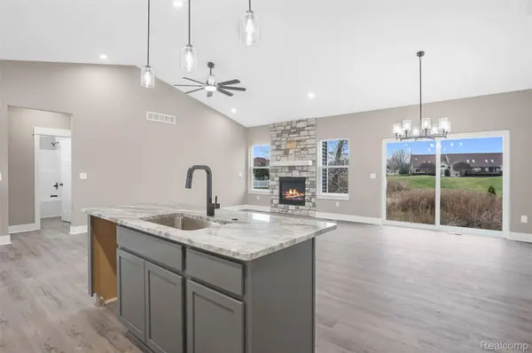 7246 Geraldine CIR, Gaines Township, MI 48473