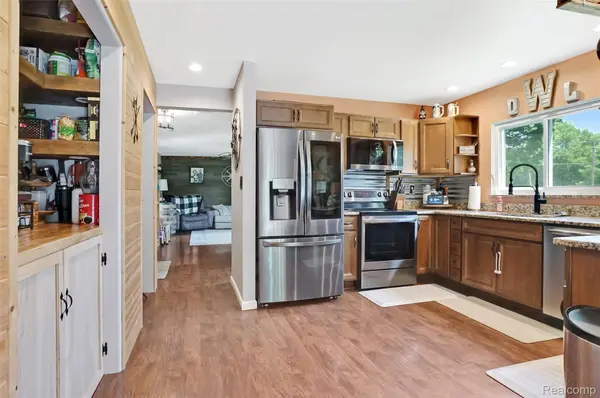6050 Brophy RD, Oceola Township, MI 48855
