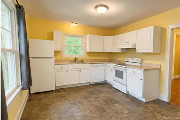 218 Union ST, Milford Village, MI 48381