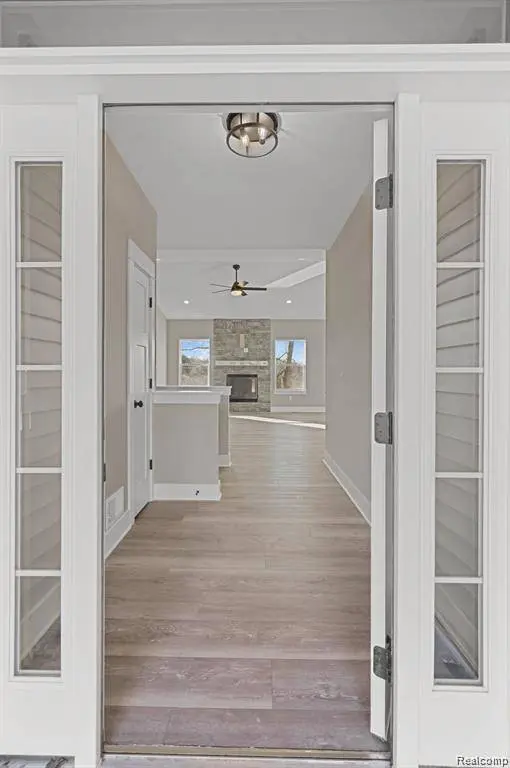 8504 Forest Glen DR, Grand Blanc Charter Township, MI 48439