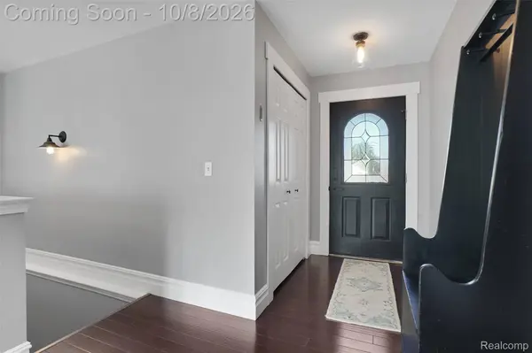 2259 Hickory Circle DR, Oceola Township, MI 48855