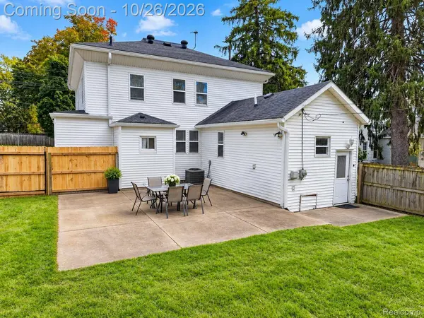 510 S Michigan AVE, Howell, MI 48843