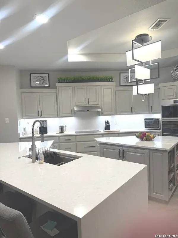2318 Buroak Rdg, San Antonio, TX 78248
