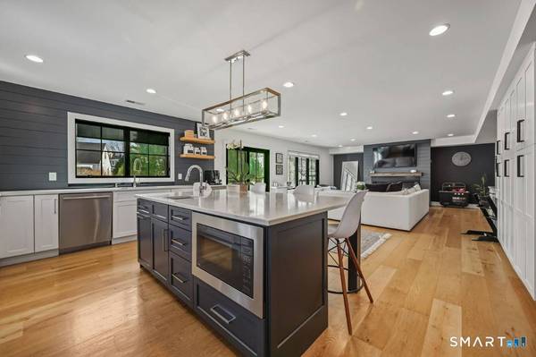 187 Catherine Terrace, Fairfield, CT 06824