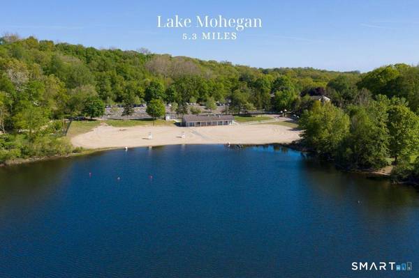 165 Salt Meadow Road #165, Fairfield, CT 06824