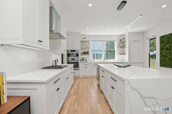 12 Argento Lane #12, Norwalk, CT 06851