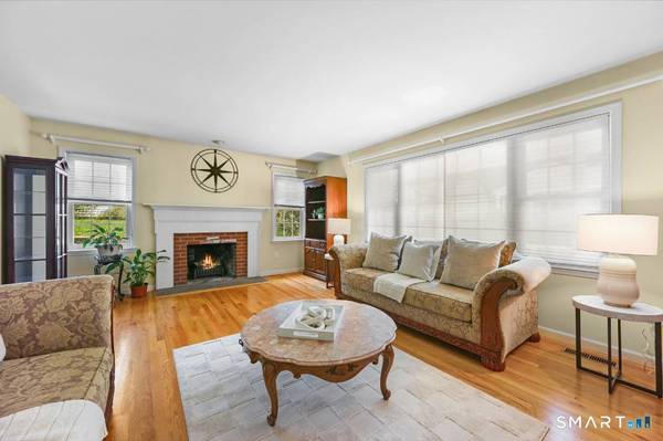 333 Stonebridge Lane #333, Trumbull, CT 06611