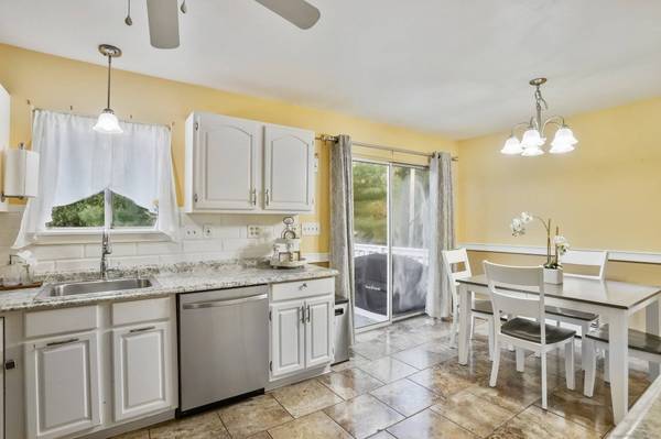 25 Tuxedo Avenue, Shelton, CT 06484