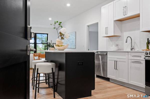 131 Beach Road #303, Fairfield, CT 06824