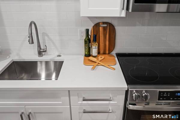 131 Beach Road #303, Fairfield, CT 06824