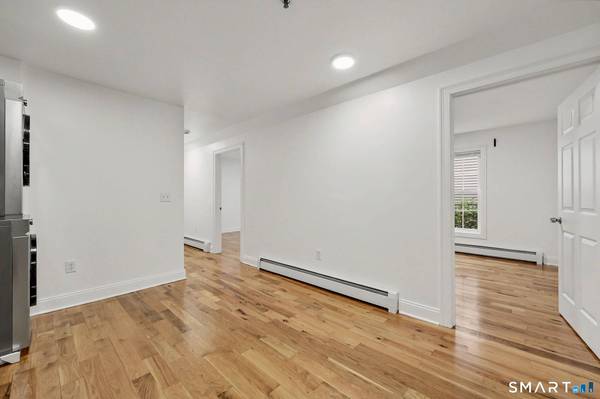 863-865 Brewster Street, Bridgeport, CT 06605