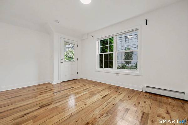 863-865 Brewster Street, Bridgeport, CT 06605