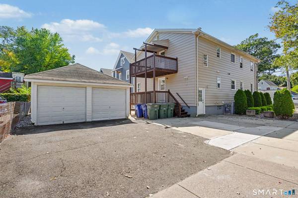 244 Bennett Street, Bridgeport, CT 06605