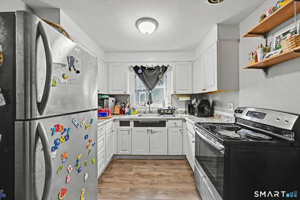 39-45 Circular Avenue, Bridgeport, CT 06605