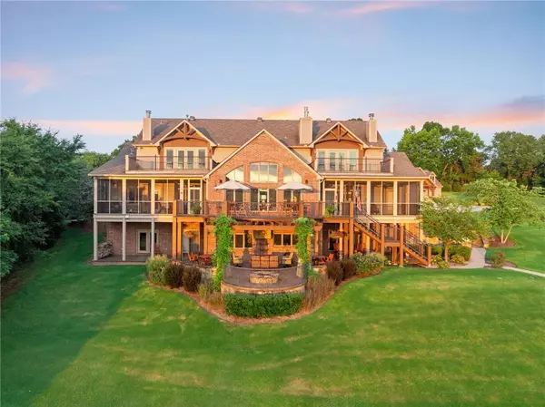 22631 Jennings Dr, Springdale, AR 72764