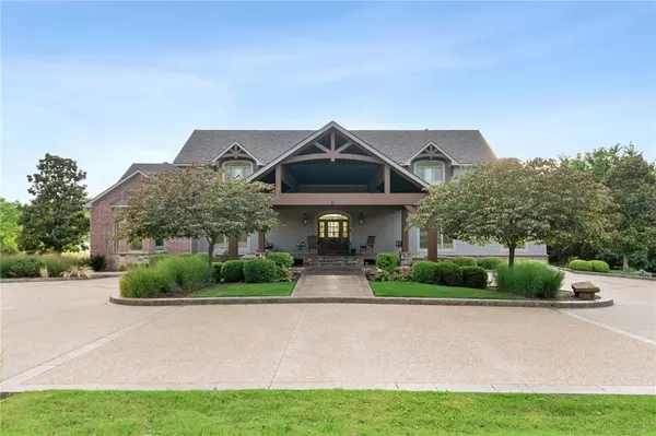 22631 Jennings Dr, Springdale, AR 72764