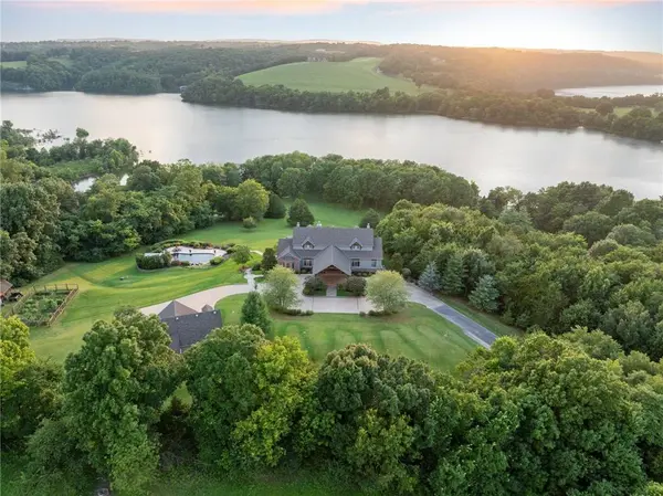 22631 Jennings Dr, Springdale, AR 72764