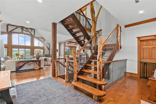 22631 Jennings Dr, Springdale, AR 72764