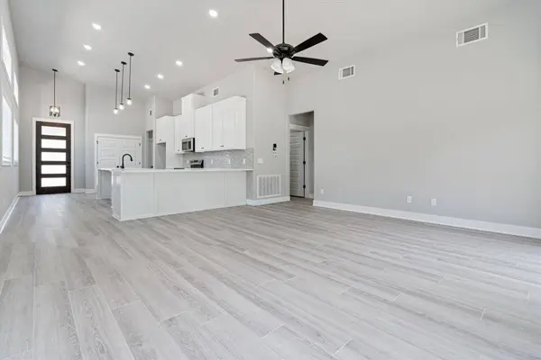 3 Kirkconnel Ln, Bella Vista, AR 72715