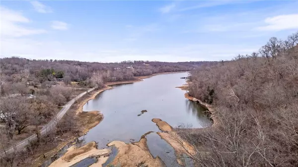 9171 Mountain Lake Pl, Rogers, AR 72756