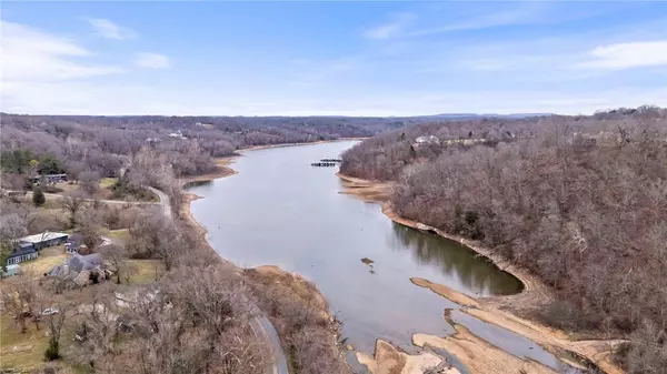 9171 Mountain Lake Pl, Rogers, AR 72756