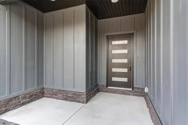 37 Haddington Dr, Bella Vista, AR 72715