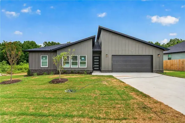 13 Taransay Dr, Bella Vista, AR 72715