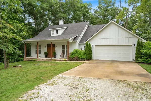 13846 Bob White Cir, Fayetteville, AR 72704