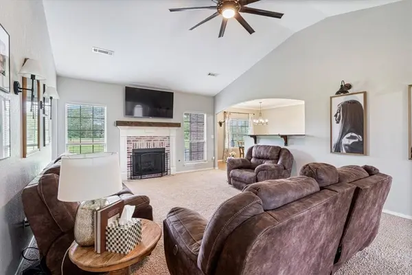 11741 Creek Ln, Farmington, AR 72730