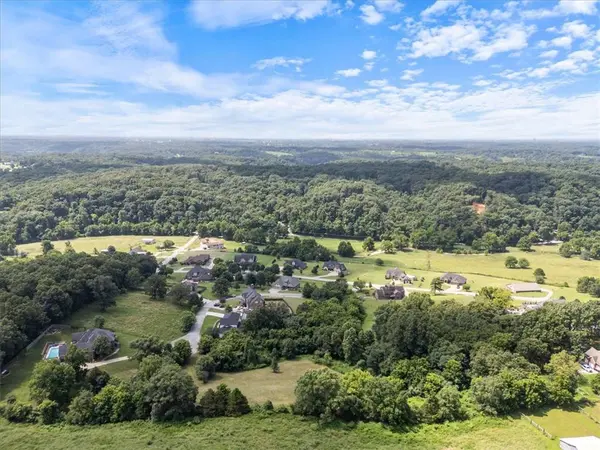 13787 Colline Rd, Bentonville, AR 72712
