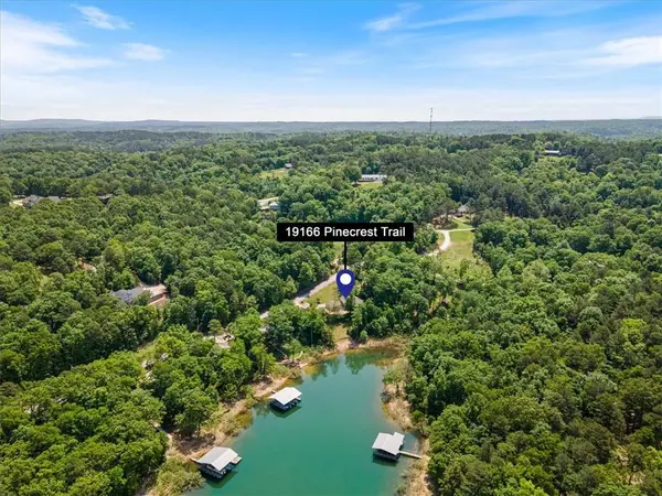 19166 Pinecrest Trl