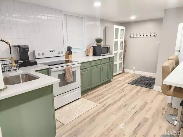 5001 Parker AVE, St Louis, MO 63139