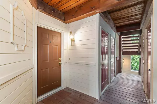 2419 Sandalwood Creek CT #D, Wildwood, MO 63038