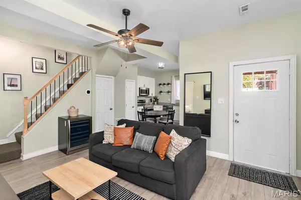 3208 N Dakota ST, St Louis, MO 63111