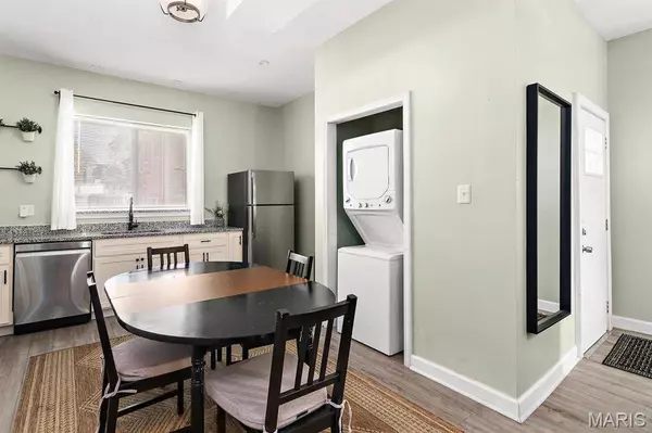 3208 N Dakota ST, St Louis, MO 63111