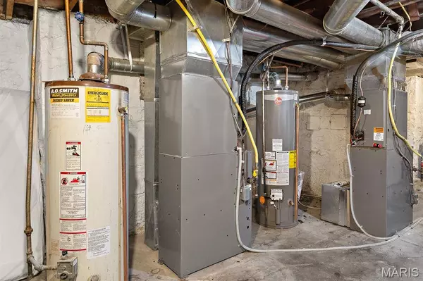 6146 Morganford RD, St Louis, MO 63116