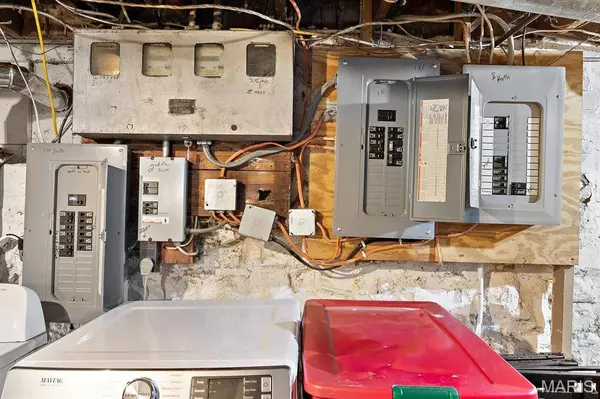 6146 Morganford RD, St Louis, MO 63116