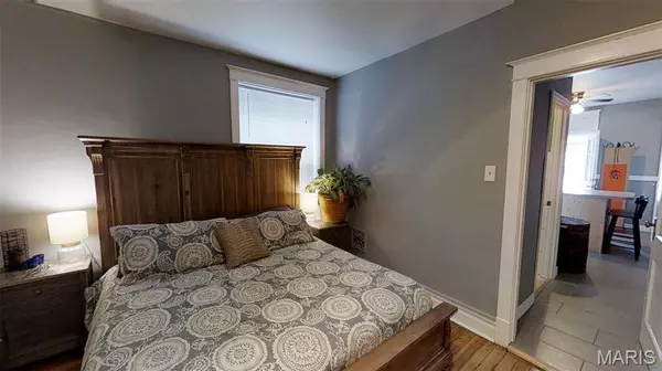 4731-4737 Alaska, St Louis, MO 63111