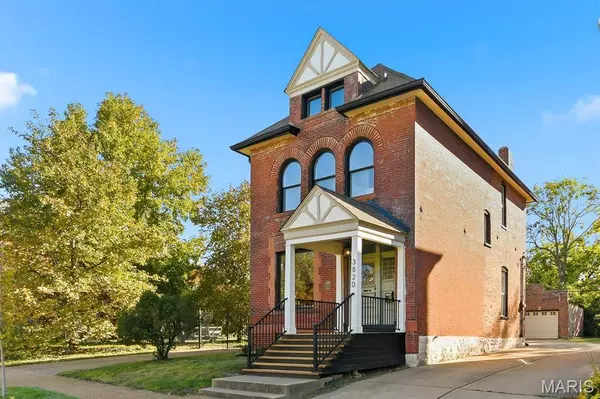 3820 Shaw BLVD, St Louis, MO 63110