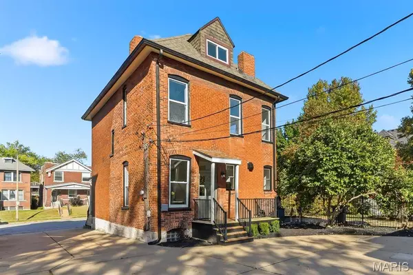 3820 Shaw BLVD, St Louis, MO 63110